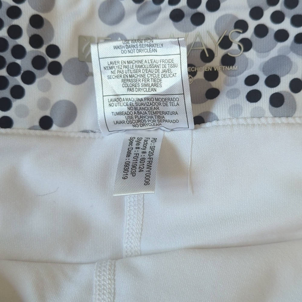 Golf Skort - Picture 5 of 11